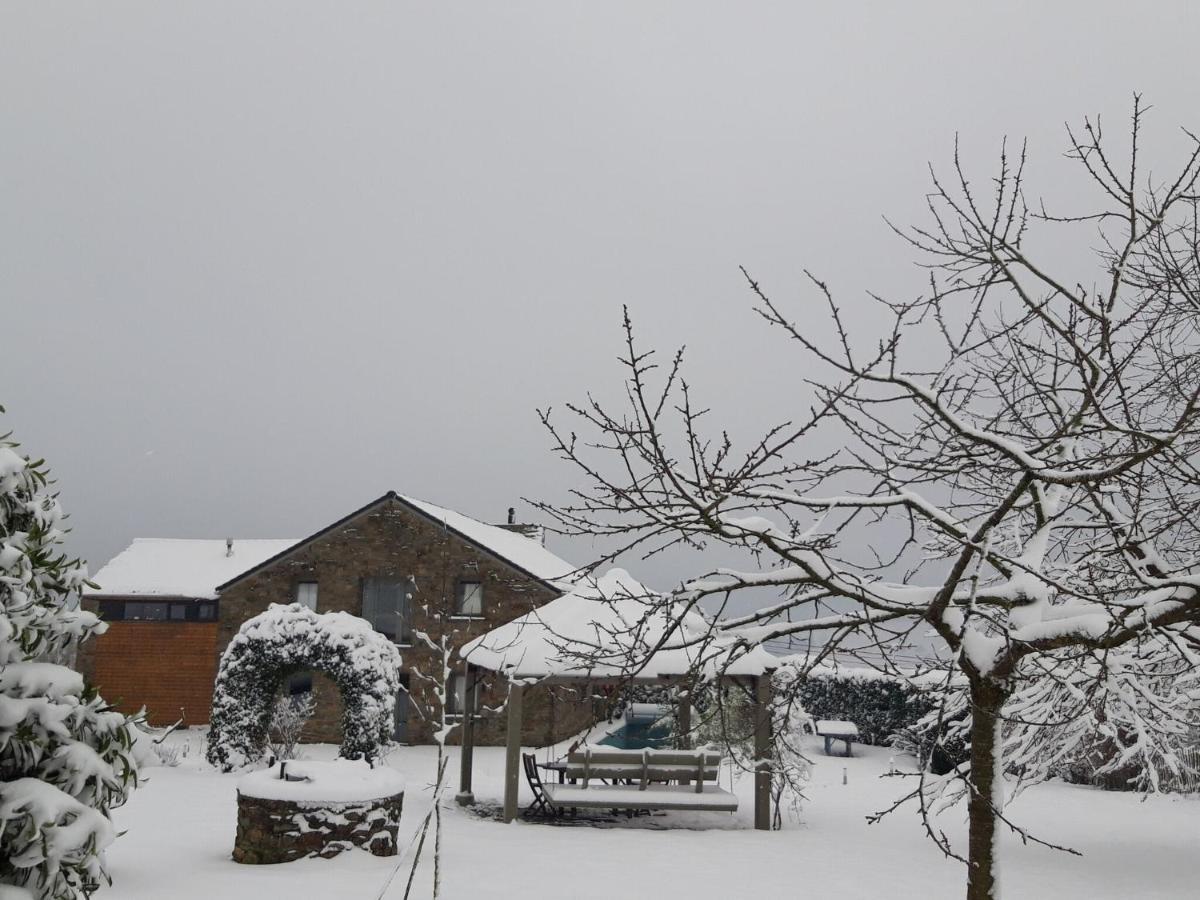 Gorgeous Holiday Home In Stoumont With Garden Экстерьер фото