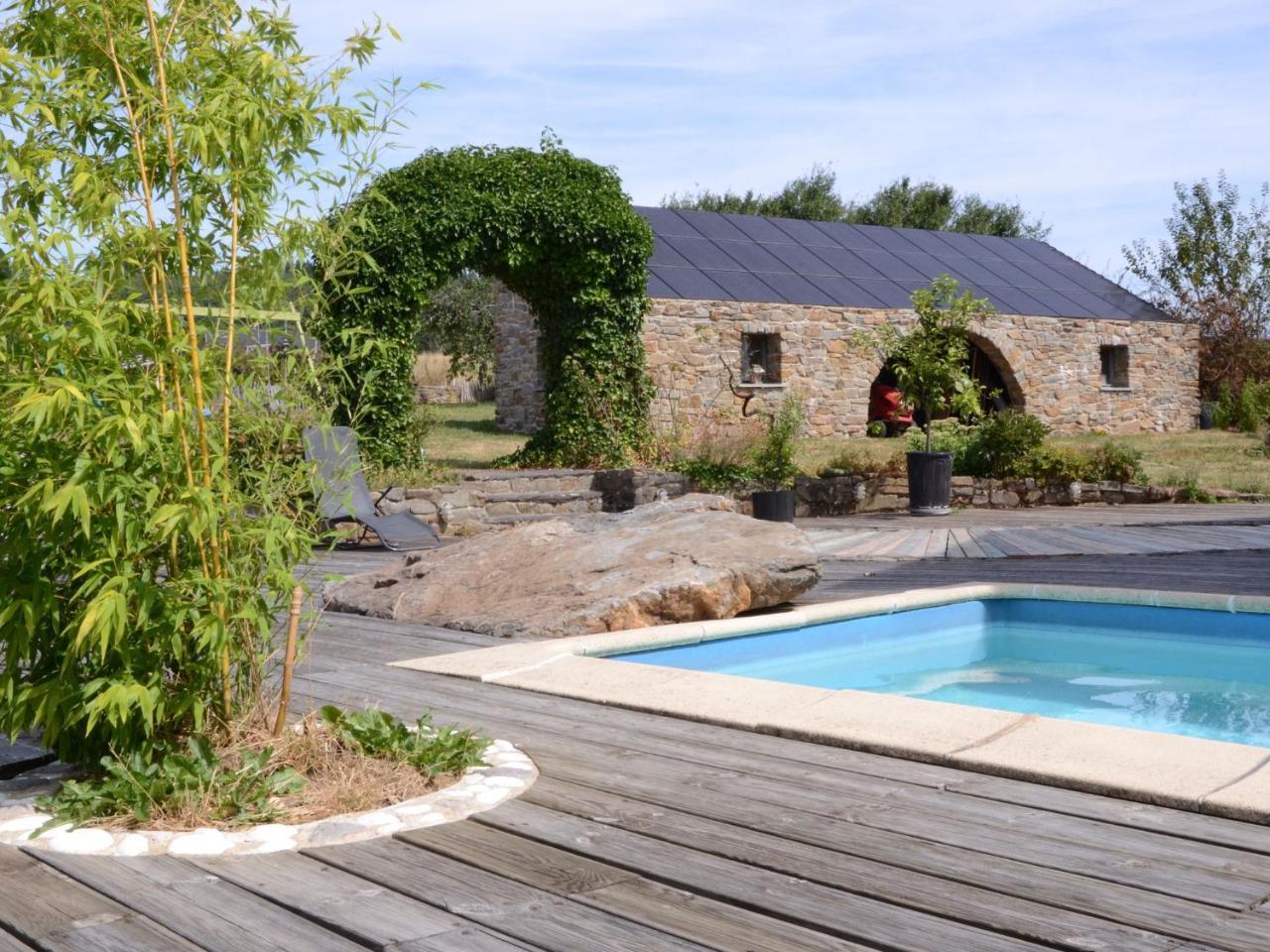 Gorgeous Holiday Home In Stoumont With Garden Экстерьер фото