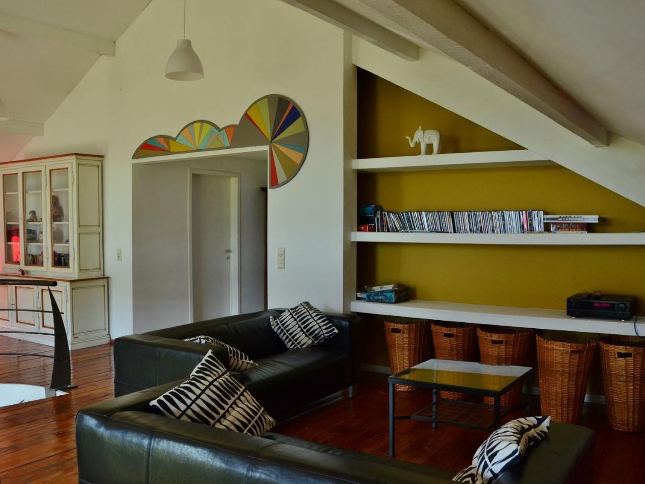 Gorgeous Holiday Home In Stoumont With Garden Экстерьер фото